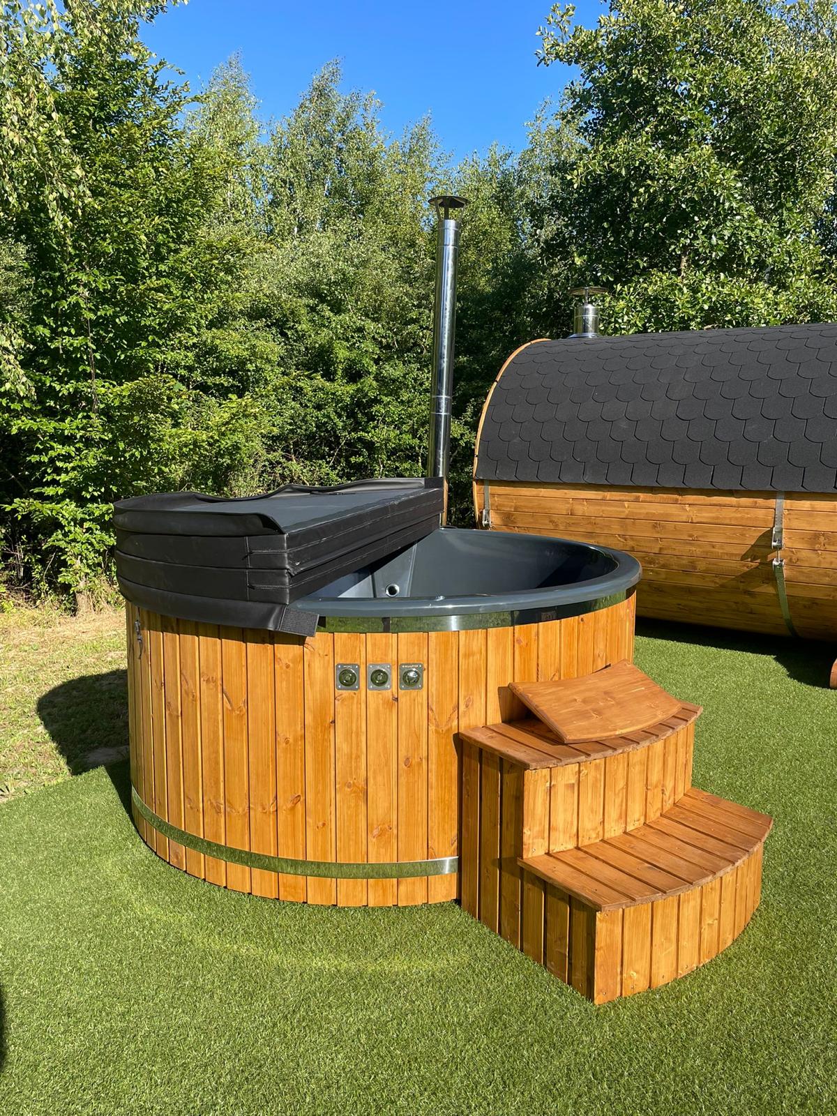 Mark – Hot Tubs aus Brandenburg