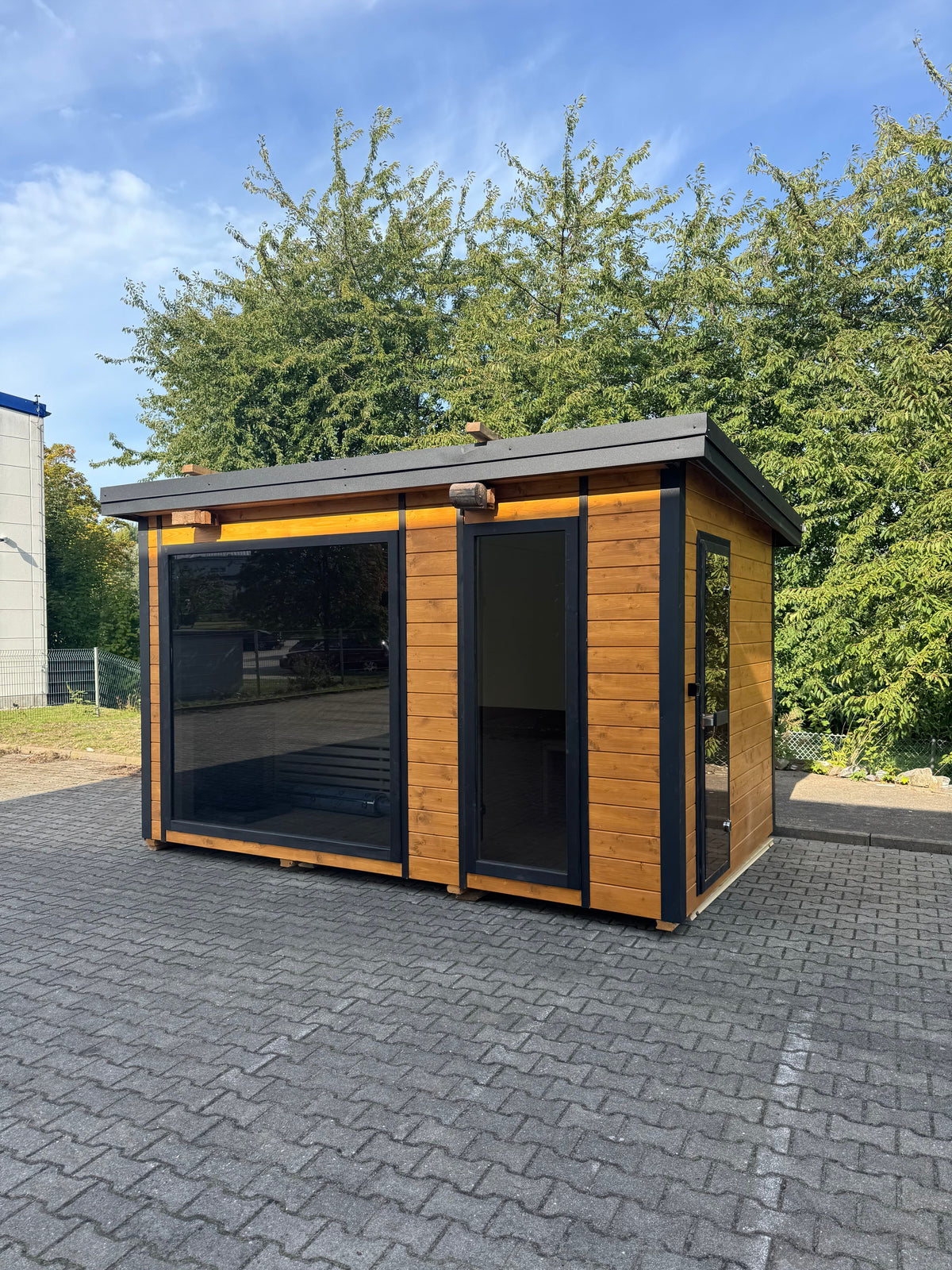 Saunahaus Highline XL – mit Vorraum, Vollausstattung