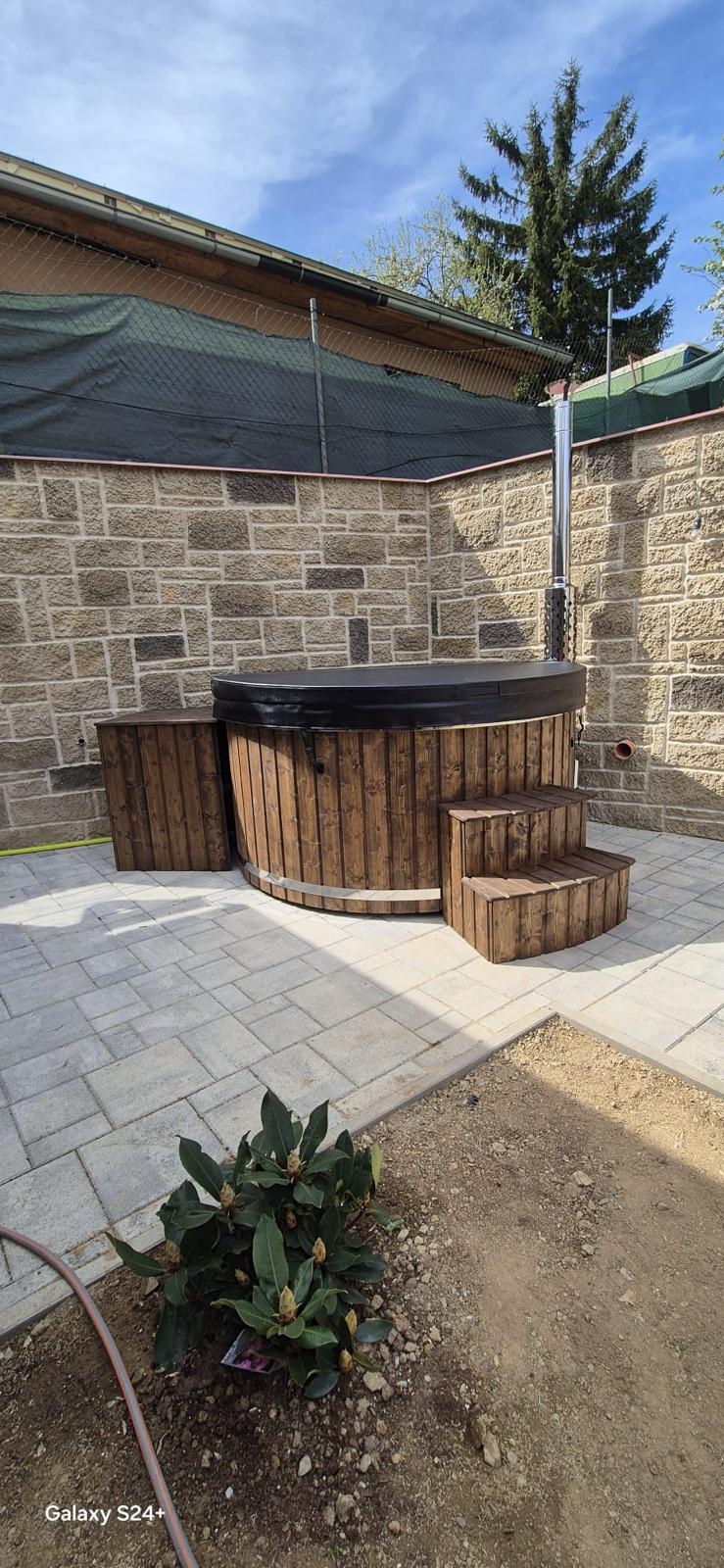 HOT TUB 200CM & 6 Personen INDIVIDUELL