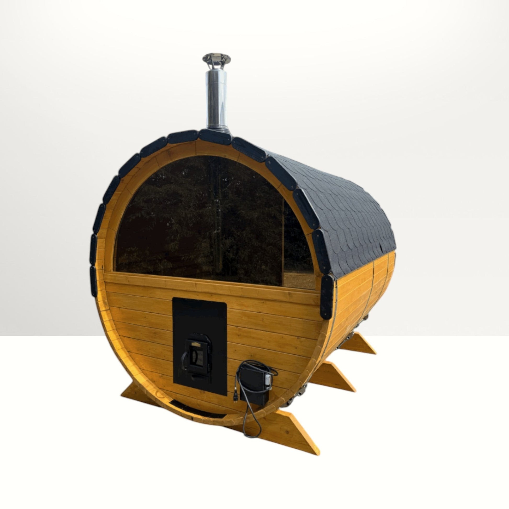 polarsauna shop Highline Fass 200 Fasssauna aus Fichtenholz mit dunkler Glastür, Bitumendach und Schornstein