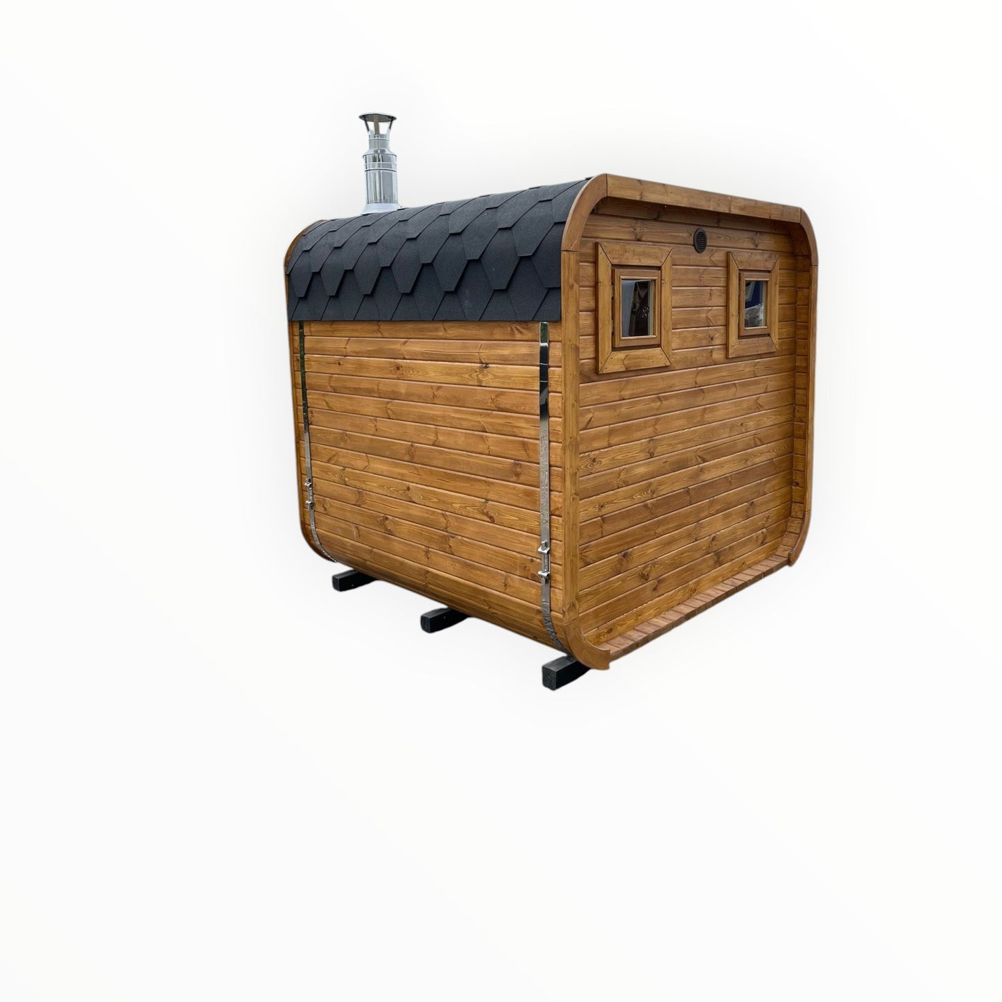 Moderne rechteckige polarsauna shop Gartensauna aus Holz mit schwarzem Bitumendach und zwei kleinen Fenstern im Außenbereich